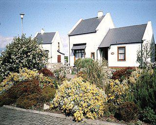 Galway Bay Cottages Барна Экстерьер фото